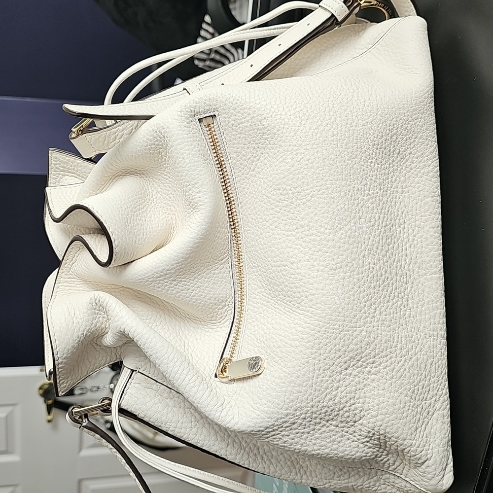 HENRI BENDEL Cinched Bucket Bag